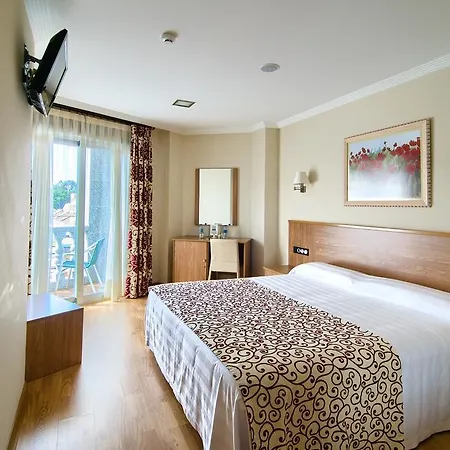 Pontus Veteris Konukevi 3*