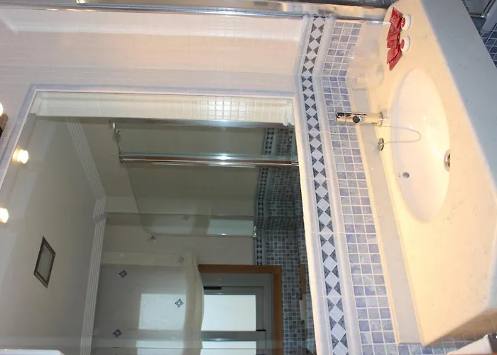 Pontus Veteris בית הארחה